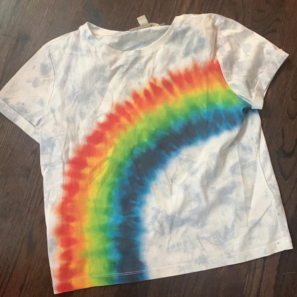 COPY - ALICE OLIVIA PRIDE RAINBOW TSHIRT - Picture 2 of 3